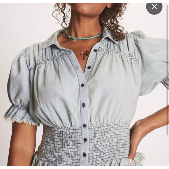 Pilcro Anthropologie Western Antique Denim Smocked Crop Frayed Button Blouse M - Picture 2 of 13